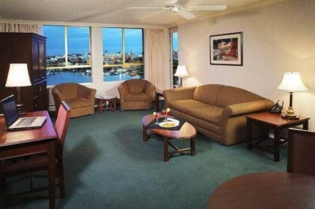 Harbour Towers Hotel & Suites Victoria Luaran gambar